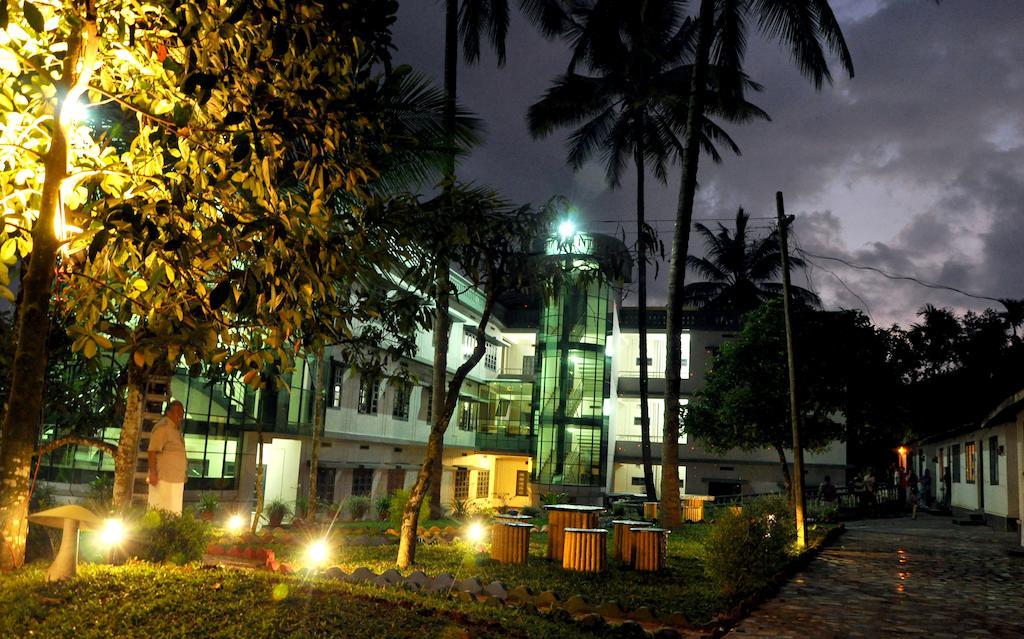 Misty Hills Hotel & Resorts Wayanad Exterior photo