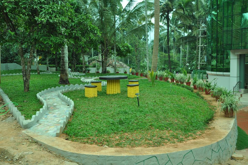 Misty Hills Hotel & Resorts Wayanad Exterior photo