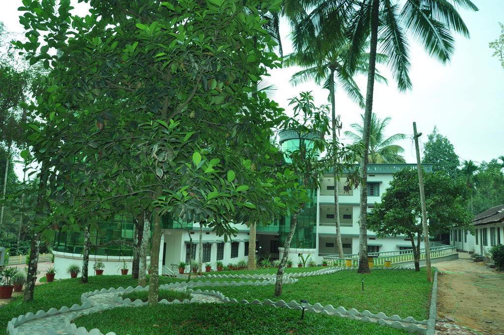 Misty Hills Hotel & Resorts Wayanad Exterior photo